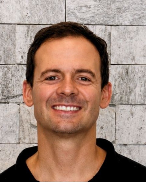 Eduardo Toledo